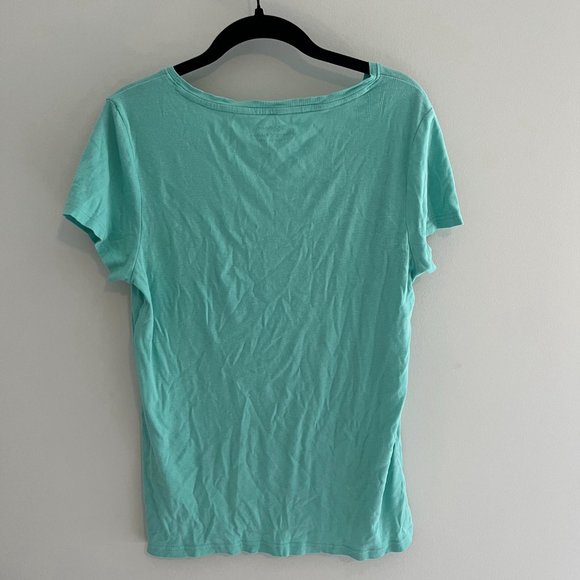 Vinyard Vines V Neck T Shirt - Picture 2 of 2